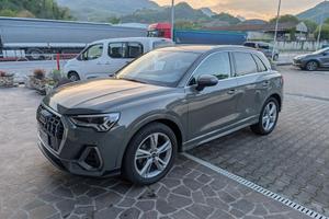 Audi Q3 35 2.0 tdi S line edition s-tronic