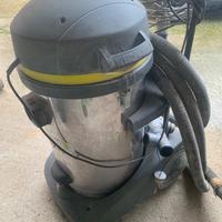 Aspirapolvere industriale