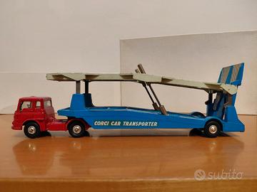 Corgi Toys Bisarca no Politoys Dinky Mebetoys 