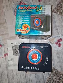 Acquario distributore automatico mangime