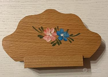 Portatovaglioli in legno