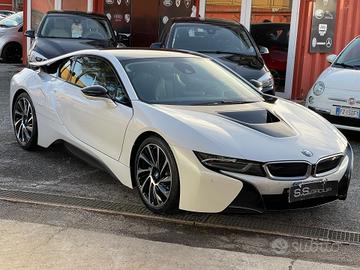 Bmw i8. (( 17 MILA KM -UNICA IN ITALIA ))