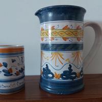 brocca e bicchiere di ceramica dipinti a mano