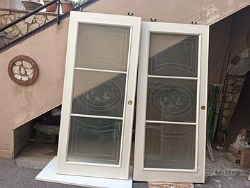 Coppia di porte scorrevoli