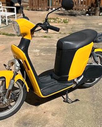 Scooter 50cc elettrico Askoll es2 come nuovo