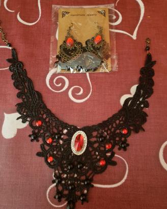 collana ed orecchini/ Dark