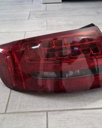 Fanale posteriore sinistro a LED Audi a4 b8 Avant 