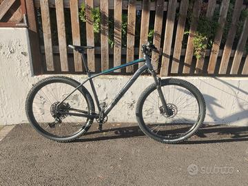 Bicicletta Cube Attention 2025 Taglia XL