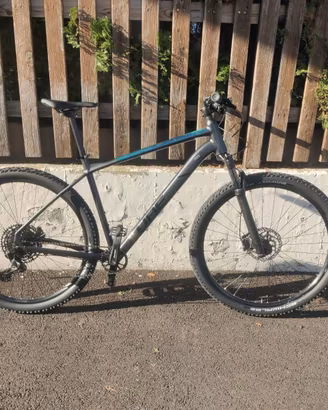 Bicicletta Cube Attention 2025 Taglia XL