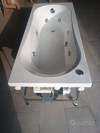 Vasca idromassaggio