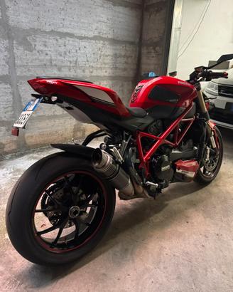 Ducati streetfighter 848