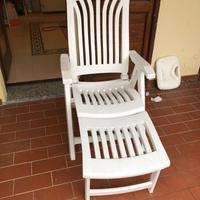 sdraio da giardino con poggiapiedi