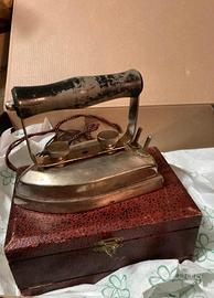 ferro da stiro antico