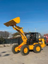 P110 Pala gommata 60 q.li JCB 408