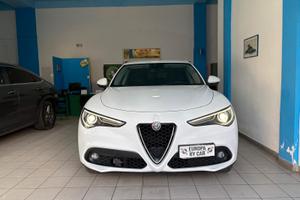 Alfa Romeo Stelvio 2.2 Turbodiesel 180 CV AT8 Q4 E
