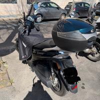 People 200 s COME NUOVO