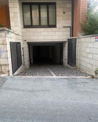 Garage 22 mq - doppio accesso automatizzato