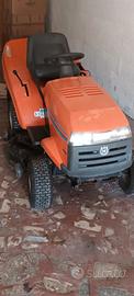 trattorino tagliaerba husqvarna CT 160