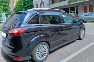 Ford c max 7 posti 2019