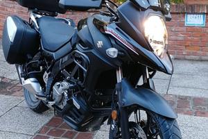 Suzuki v-strom 650 + accessori