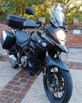 Suzuki v-strom 650 + accessori