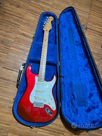 TRATTABILE Fender Stratocaster Custom