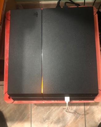 Playstation 4 + 2 controller + accessori