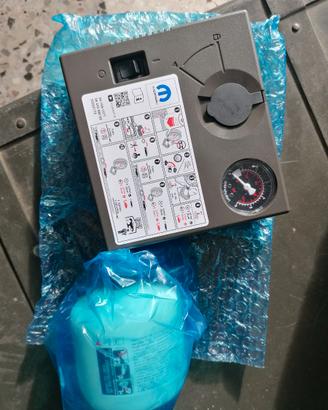 Kit ripara pneumatici