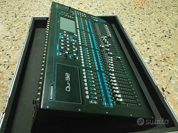 ALLEN & HEATH Qu-32 Chrome