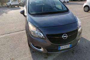 Meriva 2015 benzina/GPL casa madre pari al nuovo 