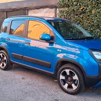 Fiat Panda Cross hibryd 1.0