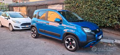 Fiat Panda Cross hibryd 1.0
