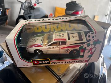 Ferrari Testarossa Bburago "Italia '90" 1:24