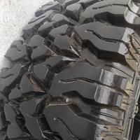 Pneumatici  215/65 R16 