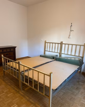 Letto in ottone