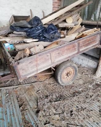 Cassone per pickup o rimorchio agricolo