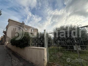 Appartamento Guidonia Montecelio [CEMENTIERIVRG]