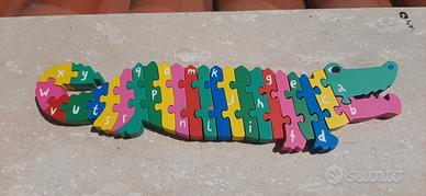 Puzzle alfabetico in legno 