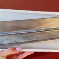 Staffe da parete nuove