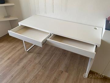 Scrivania Ikea bianca