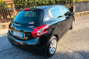 Peugeot 208 1.4 HDi 68 CV 5 porte Active