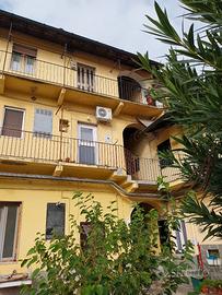 Bilocale ristrutturato in corte