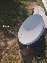 Antenna parabolica