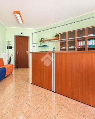 4 LOCALI A COSENZA