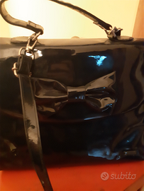 Borsa lucida Camomilla Milano