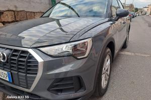 Audi Q3 2.0 TDI  150cv automatica
