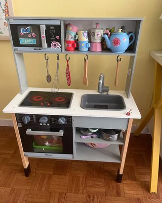 Cucina in legno Miele