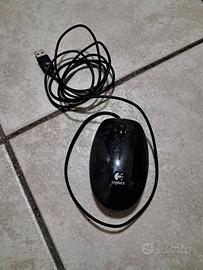 Mouse Logitec laser con cavo USB