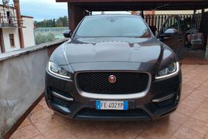 Autovettura Jaguar F-Pace 2,0D 4WD Aut.Portfolio