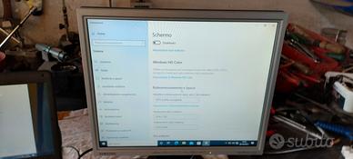 Monitor Samsung 17"  1280x1024 ruotabile